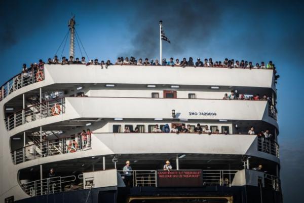 Αυξημένη ροή προσφύγων-πίεση των ελληνικών νησιών